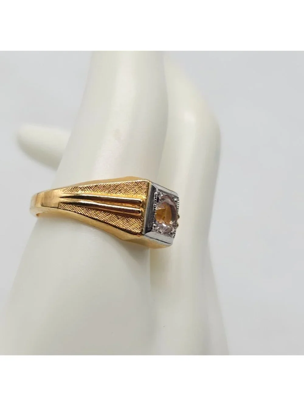 Vintage Karatclad Mens Ring With Clear Stone 18K HGE Marked Size 11.5 Textured